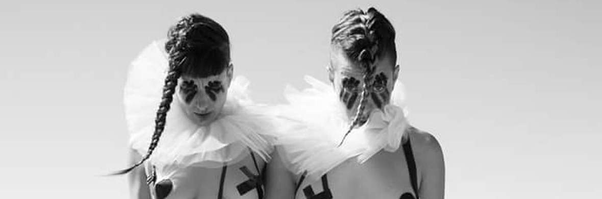 Siameses Twins - Circus Acts - CircusTalk