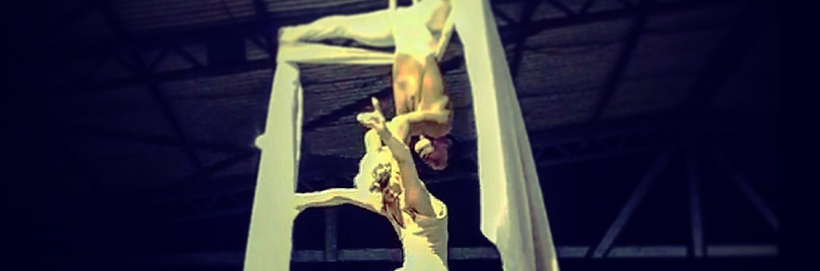 Duo Gravity  - Performing Arts Acts - StageLync