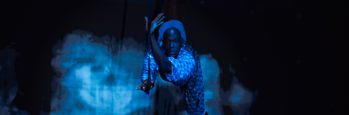 Closing In - Aerial Straps Act - Performing Arts Acts - StageLync