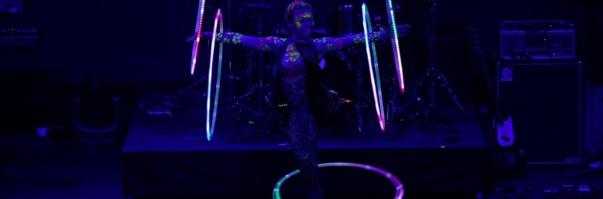 Lumin Hoops  - Performing Arts Acts - StageLync