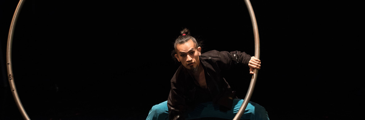 Respect&eacute; les r&egrave;gles. - Performing Arts Acts - StageLync
