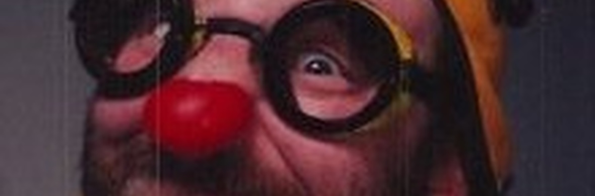 Bumbling Bee Clown - Circus Acts - CircusTalk