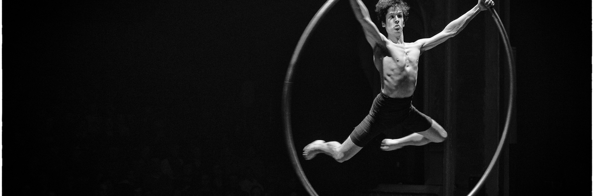 Vincent Bruyninckx - Cyr wheel - Performing Arts Acts - StageLync