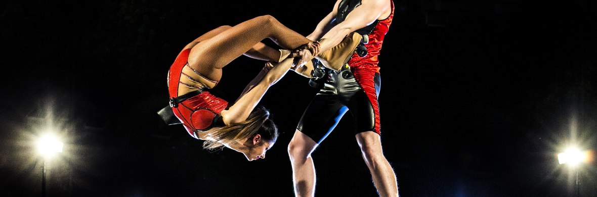 Duo roller skaters (Skaters symphony) - Performing Arts Acts - StageLync