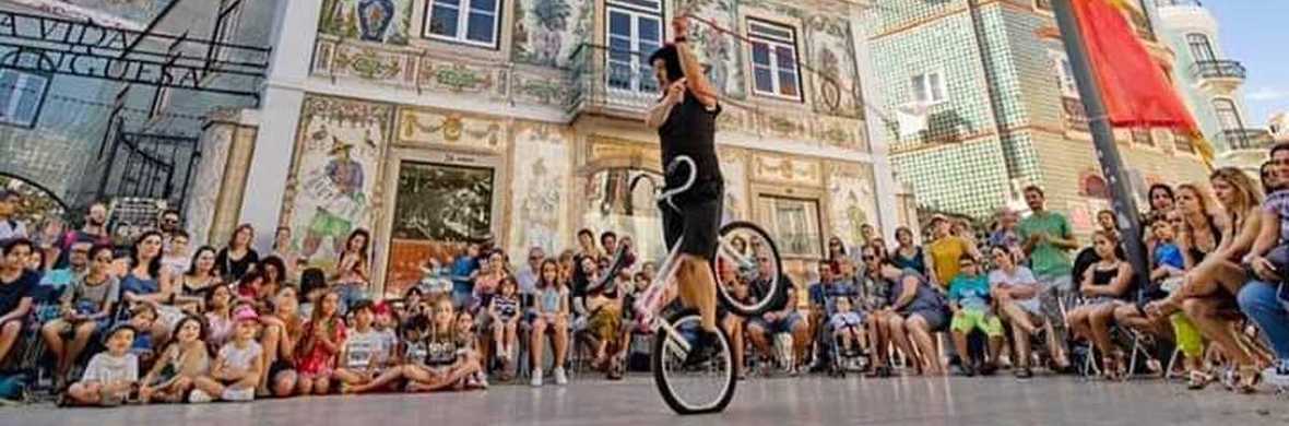 Circus Bike Show - Performing Arts Shows - StageLync