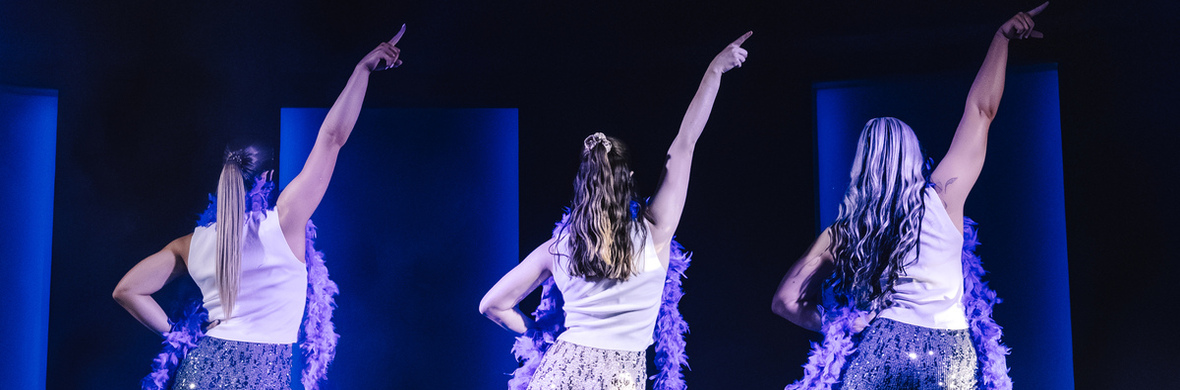 Dancing Queen In Flight  - Performing Arts Acts - StageLync