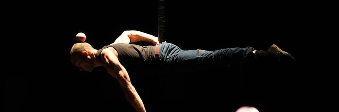 Equilibre précaire - Performing Arts Acts - StageLync