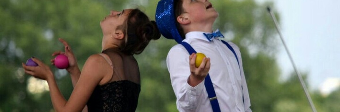 DavgialyJuggling - Performing Arts Shows - StageLync