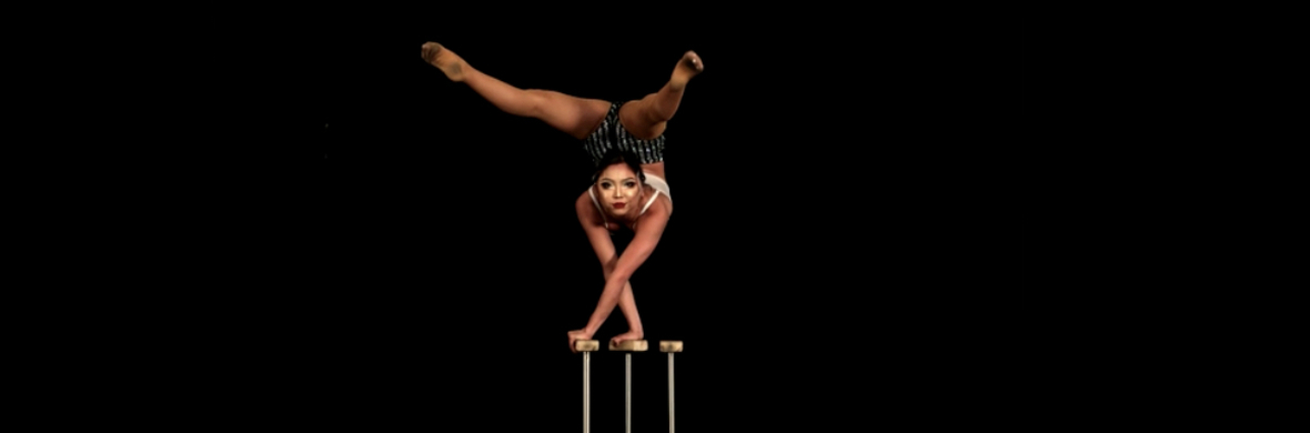 Solo handbalancing Contortion act  - Performing Arts Acts - StageLync
