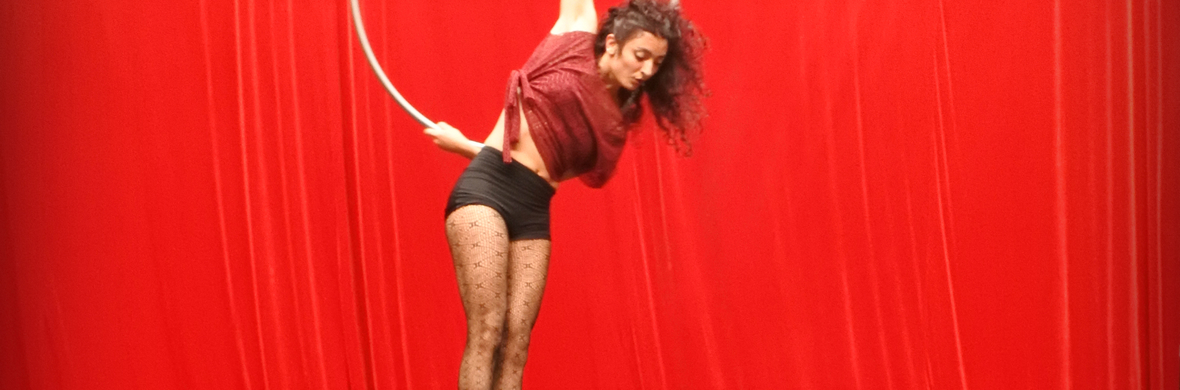 gving away - Performing Arts Shows - StageLync