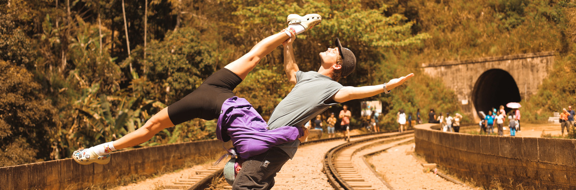 Dance circus breaking ballet acrobatic  - Performing Arts Acts - StageLync