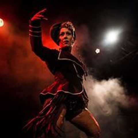 Jenny Tale - Individual - France - StageLync