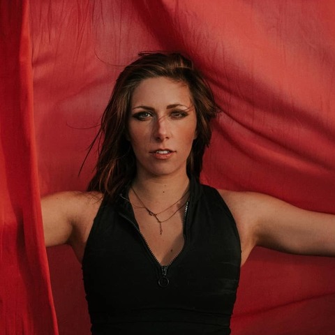 Julia Shuster - Individual - United States - StageLync