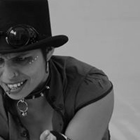 La Criss Es Feliz - Individual - Spain - StageLync