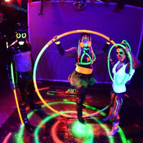 Whip Sneak - Individual - Colombia - StageLync
