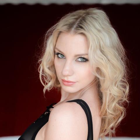Faye Huddleston - Individual - United Kingdom - StageLync