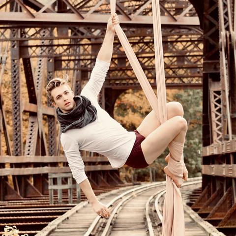 Enzo Thixton - Individual - United States - StageLync