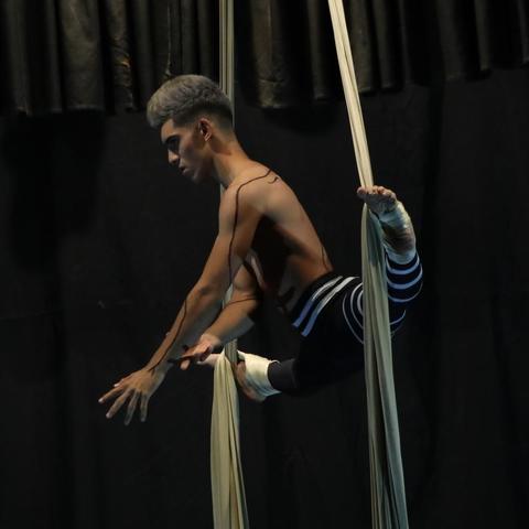 Joaquin Creus - Individual - Argentina - StageLync