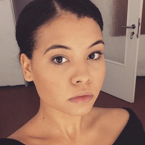 Evelin Novak - Individual - Hungary - StageLync