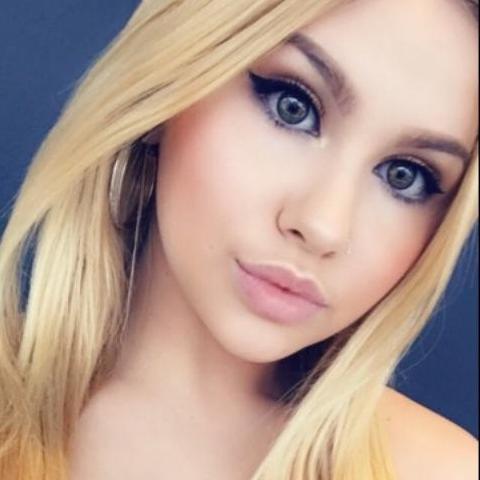 Elizabeth Davis - Individual - Sweden - StageLync