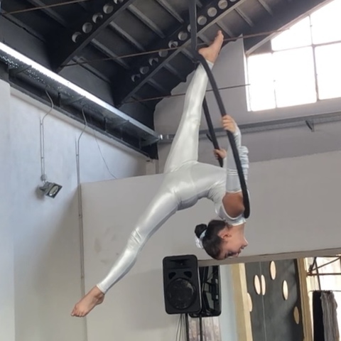 Leegeia Razzoli - Individual - Italy - StageLync