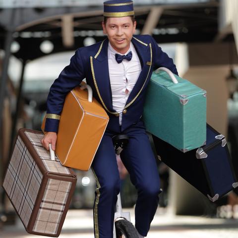 Artur Lavrys - Individual - Ukraine - StageLync