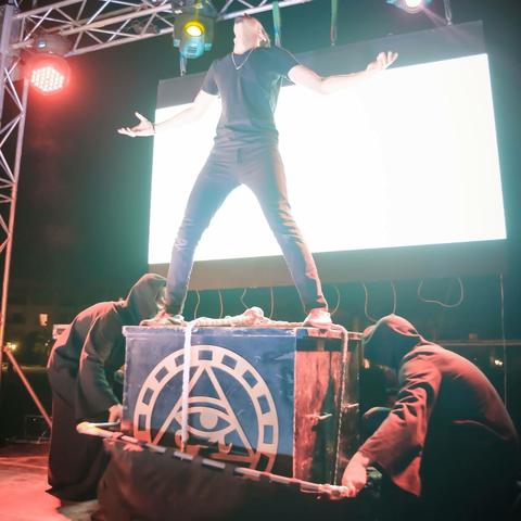 King Klaus - Individual - Egypt, Ukraine - StageLync