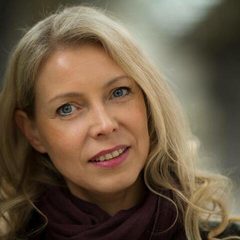 Anett Simmen - Individual - Germany - StageLync