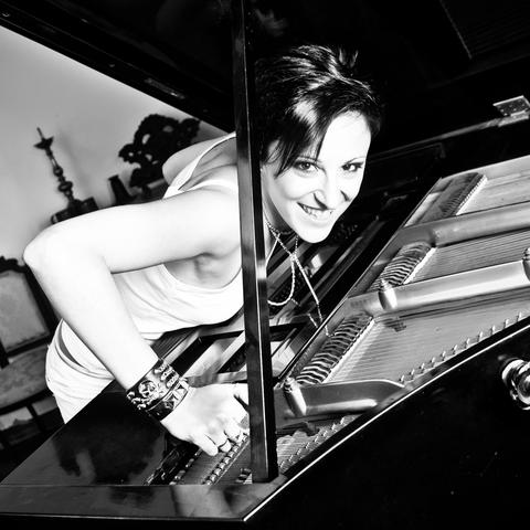 Angela Castellani - Individual - Italy - StageLync