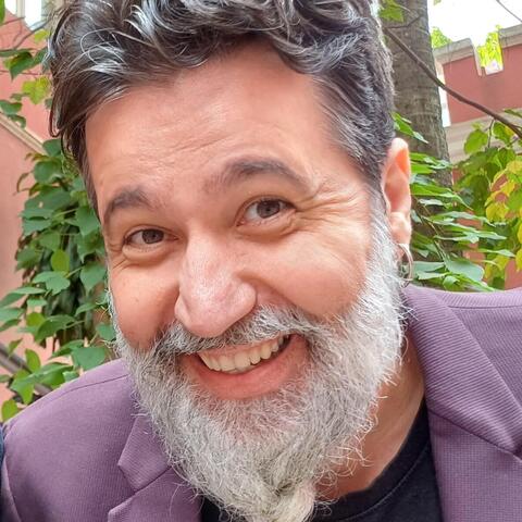 Tchonsky Clown Juggler Puppeteer .Elder Kloster. - Individual - Brazil - StageLync