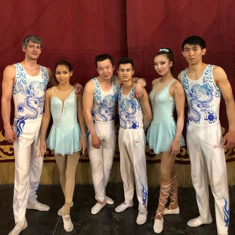 Kazakhstan. The  Flying trapeze BAIKONUR - Company - Kazakhstan - StageLync