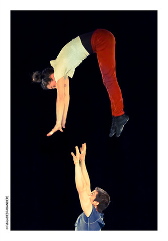 Duo Txomin et Chloé - Company - France - StageLync