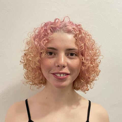 Zuleika Ozette Elfine  Poklemba de Vaux - Individual - Slovakia, United Kingdom - StageLync