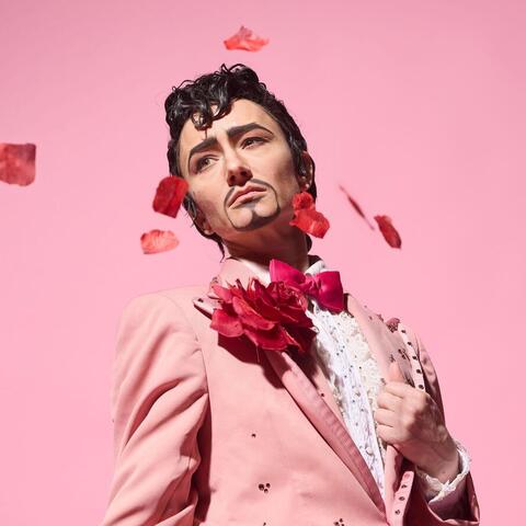 Manny Manstands - Individual - United States - StageLync