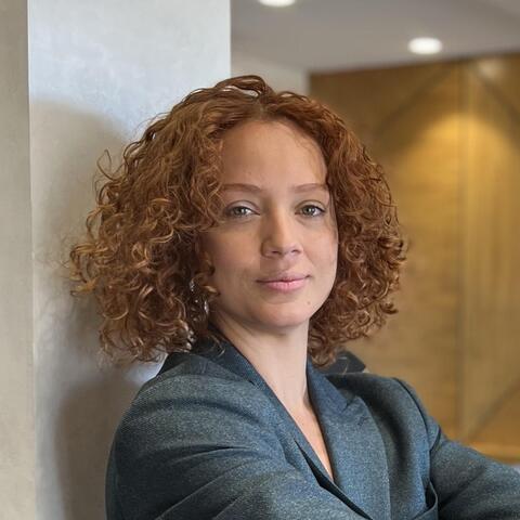 Jhenifer Paula Da Silva Leal  - Individual - StageLync