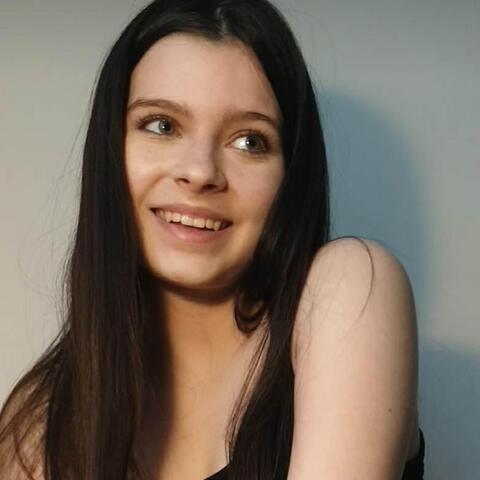 Zuzanna Krakowiak - Individual - Poland - StageLync