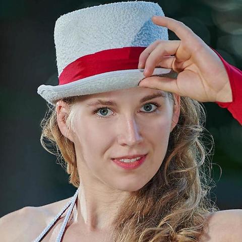 Miriam van der Neut - Individual - Germany - StageLync
