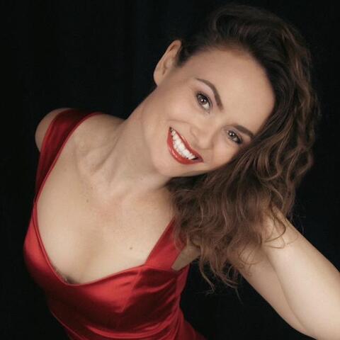 Angela Nuhn - Individual - Canada - StageLync
