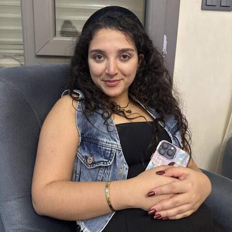 Atena Hesami - Individual - Iran - StageLync