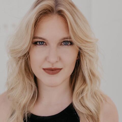 Kelly McGinnis - Individual - United States - StageLync