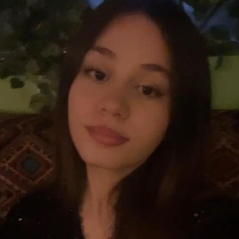 Méllina  Senadjki  - Individual - StageLync