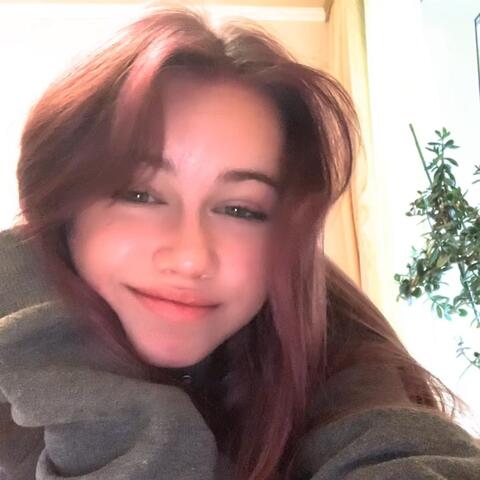 Yana Kovalchuk - Individual - Ukraine - StageLync