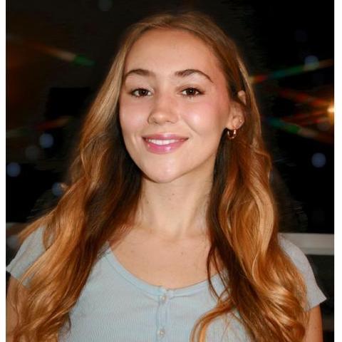 Madeleine Mae - Individual - Canada - StageLync
