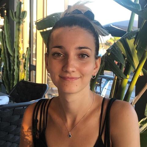 Aude  Paris  - Individual - France - StageLync