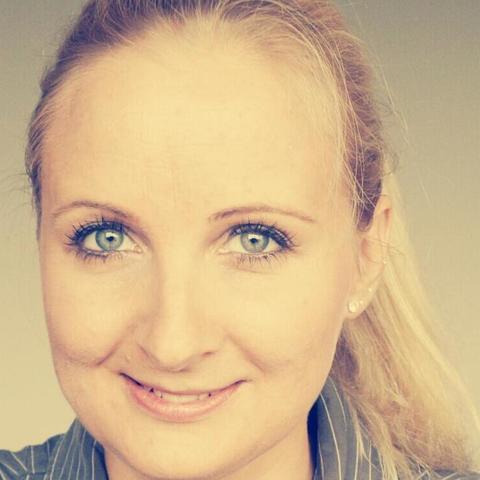 Judit Sz.Látó - Individual - Hungary - StageLync