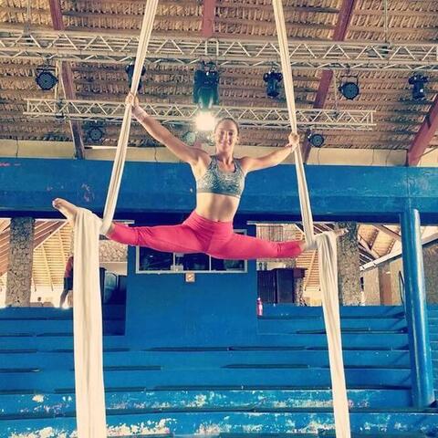 Florencia Caceres - Individual - Argentina - StageLync