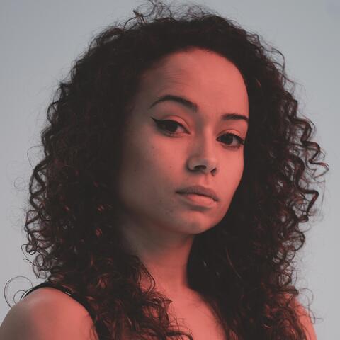 Xana Llaneza - Individual - Spain - StageLync