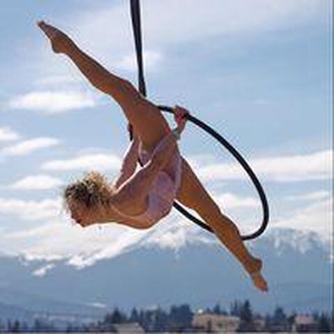 Anna Biedna - Individual - France - StageLync