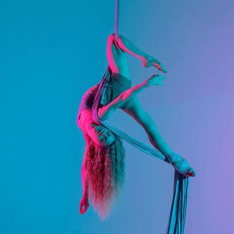 Julie  Kozhevnikova  - Individual - Russia - StageLync