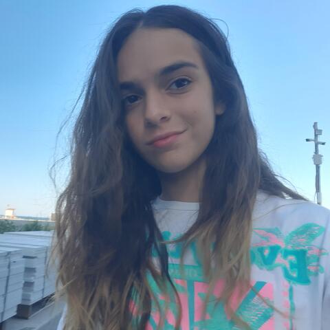 Kassandra  Grigorescu  - Individual - Romania - StageLync